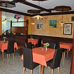 Fruehstueckspension Matheidl Penzion 3*