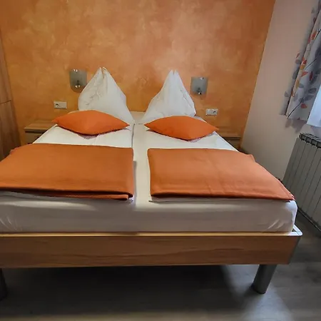 Fruehstueckspension Matheidl 3*