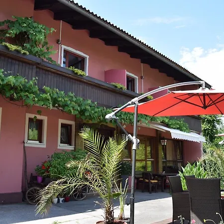 Fruehstueckspension Matheidl Casa de hóspedes Ferlach