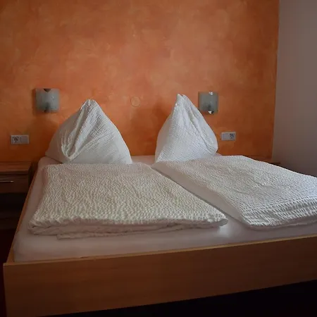 Fruehstueckspension Matheidl 3*