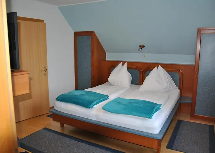 Fruehstueckspension Matheidl ゲストハウス フェルラッハ