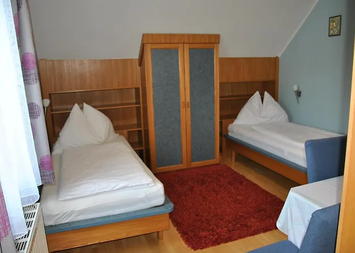 Fruehstueckspension Matheidl フェルラッハ