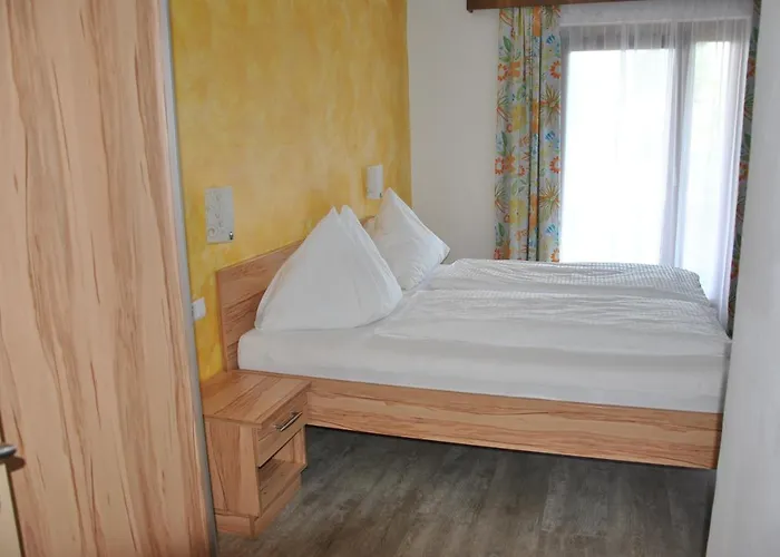 ゲストハウス Fruehstueckspension Matheidl フェルラッハ