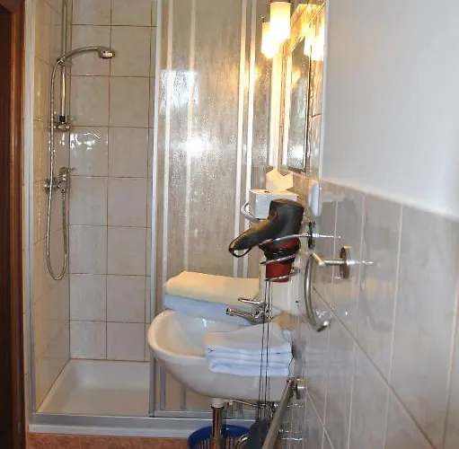 Fruehstueckspension Matheidl ゲストハウス フェルラッハ