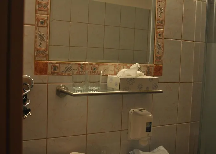 ゲストハウス Fruehstueckspension Matheidl 3*