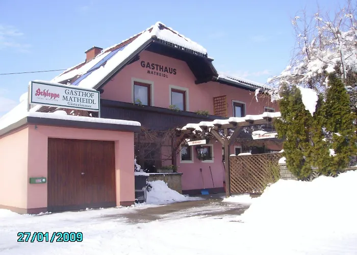 ゲストハウス Fruehstueckspension Matheidl