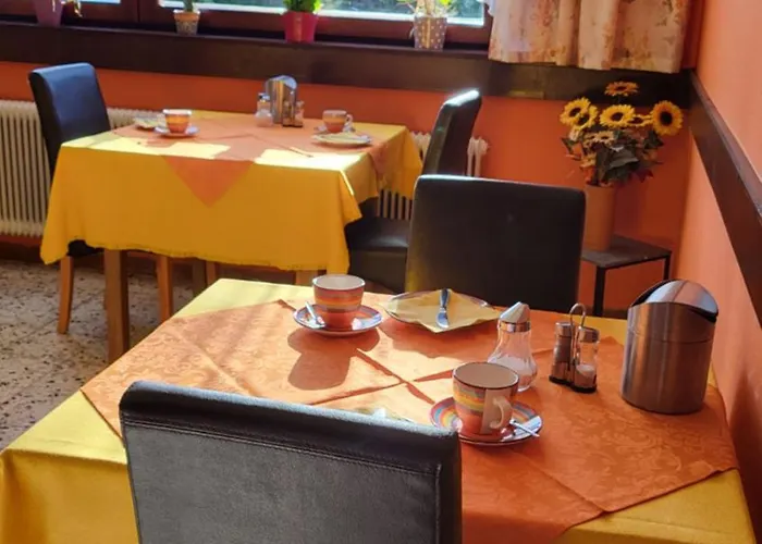 ゲストハウス Fruehstueckspension Matheidl 3*