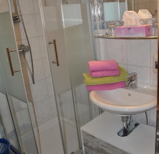 Fruehstueckspension Matheidl フェルラッハ