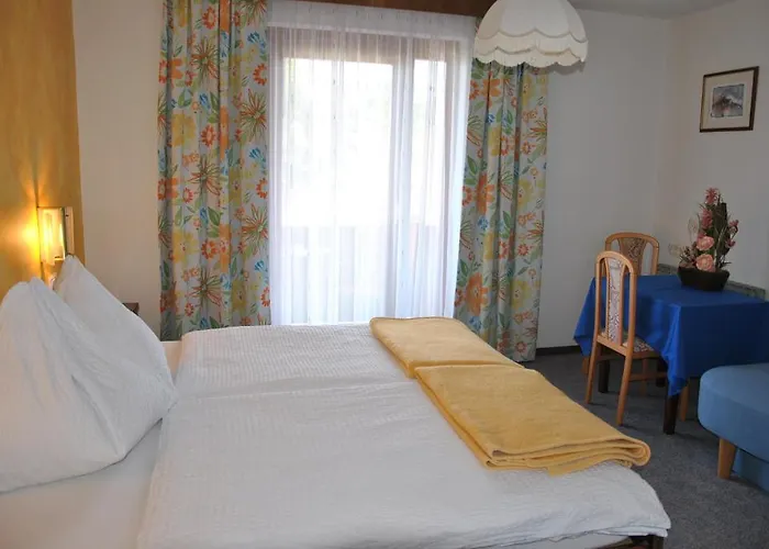 Fruehstueckspension Matheidl フェルラッハ