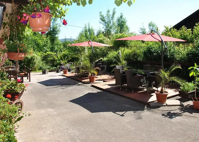 Fruehstueckspension Matheidl フェルラッハ