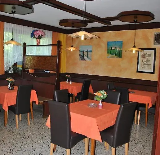 Fruehstueckspension Matheidl ゲストハウス 3*