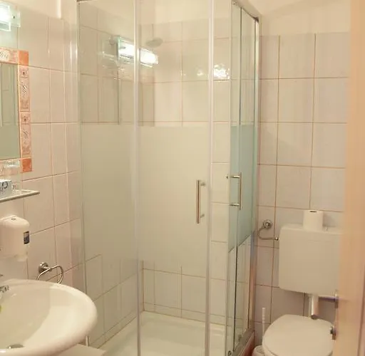 Fruehstueckspension Matheidl ゲストハウス