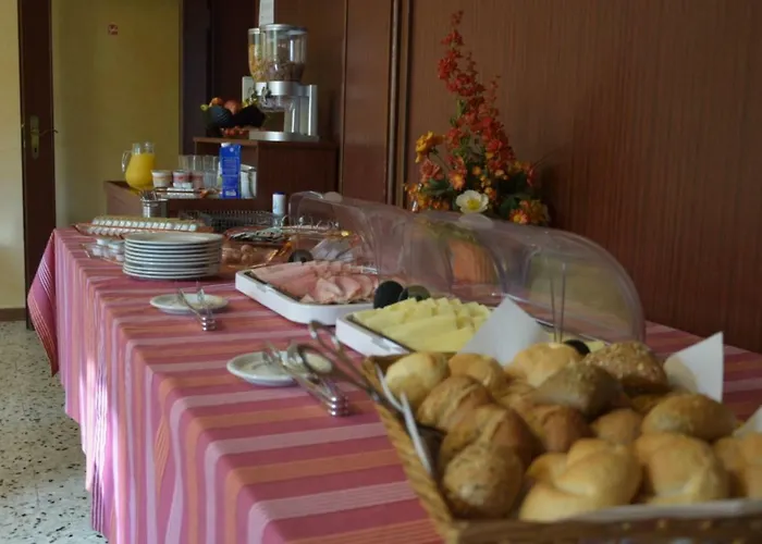 Fruehstueckspension Matheidl ゲストハウス